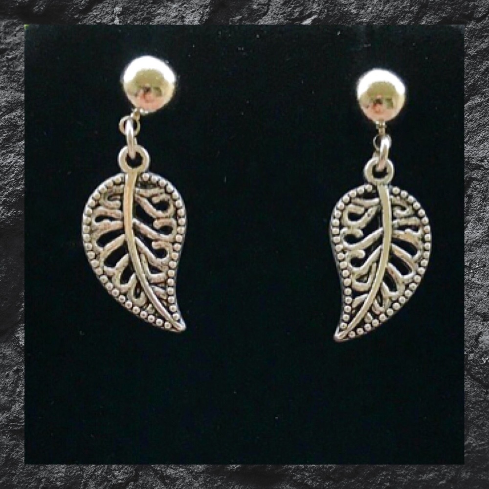 🔴SALE ! small leaf silver ball dangly earrings - Picture 6 of 9